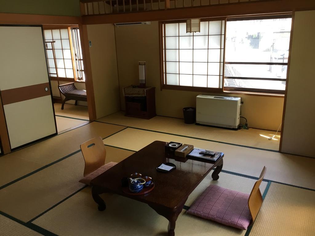 Yakushi No Yu Yumotokan Kusatsu  Ngoại thất bức ảnh